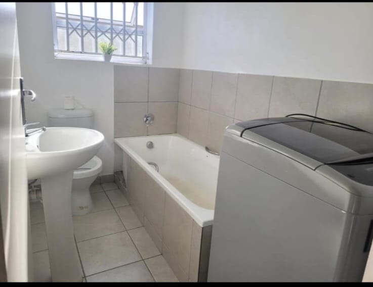 2 Bedroom Property for Sale in Delro Park Western Cape